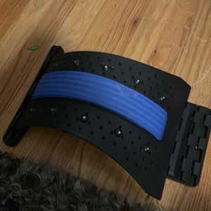 2 part 3-level back cracker